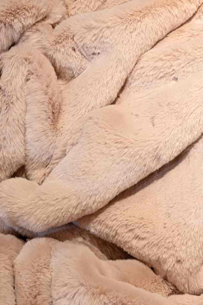 Polo Kesme Halı (Özel Ölçü) - 8704 Pembe