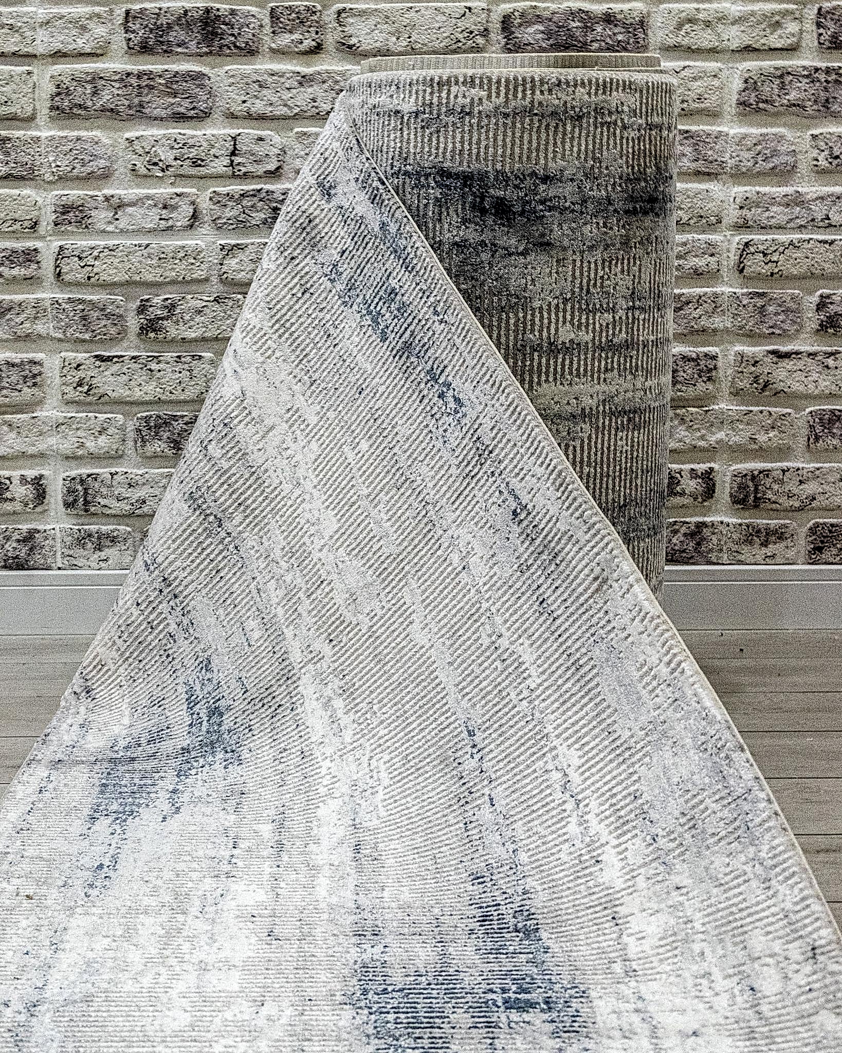 Vivaldi Kesme Halı (Özel Ölçü) - 9711 Mavi